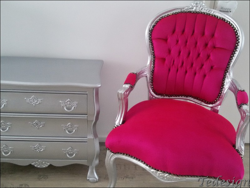 Dapperheid Wat kralen fuchsia roze barok stoel met buikkastje | TEDESIGN BAROK MEUBELEN